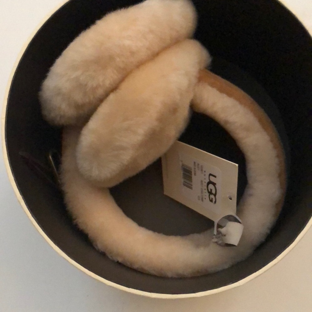 Brand new UGG Earmuffs